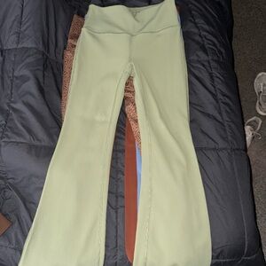 Athleta Light Green Ribbed Leggings